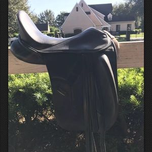 17 inch black Hennig Sofa Princess saddle